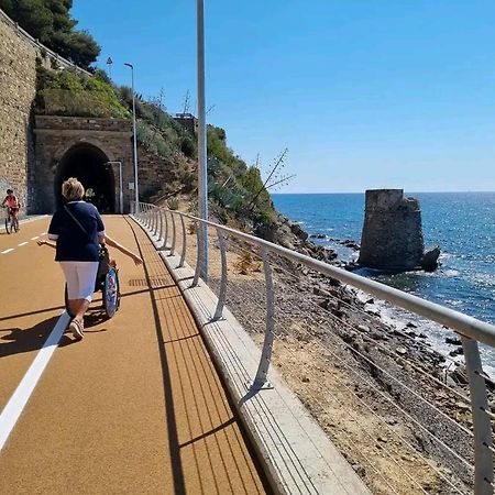Mansarda Mare Bella Vista Citra Zero Zero Ottanta Trentuno Lt O738 Imperia Exterior foto